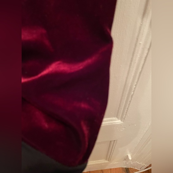 DESIGN LAB burgundy velvet bodysuit - Picture 2 of 2